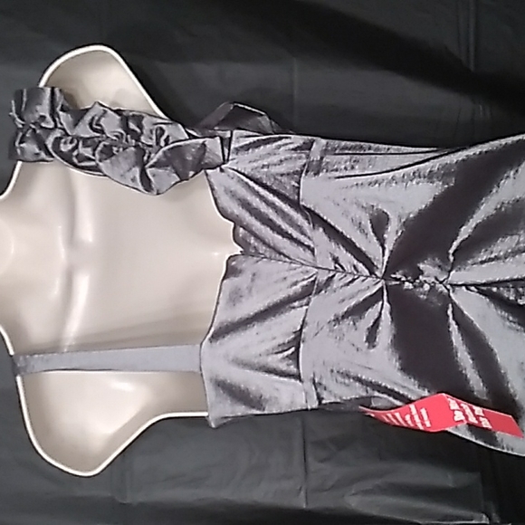 R&M RICHARDS SEXY EVENING DRESS - Picture 7 of 9